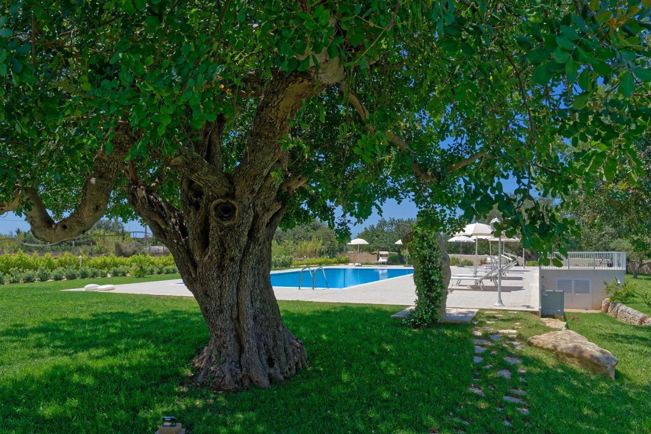 Апартаменти Il Giardino Dei Frangipani Санта-Кроче-Камерина Екстер'єр фото
